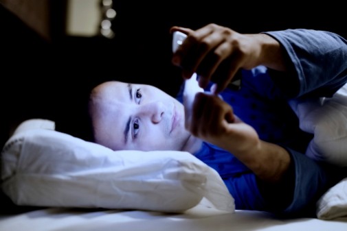 Bedtime texting could be putting teens’ health at risk