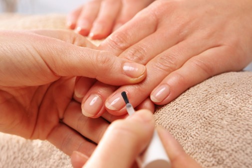 Common ingredient in nail polish may be harmful for women