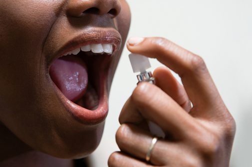 Infographic: 5 reasons your breath stinks