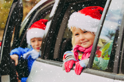 5 tips for traveling with kids this season