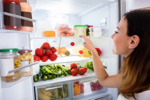 4 easy tips to organize your fridge