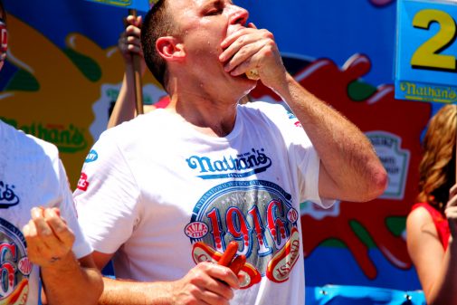 What makes eating competitions so dangerous?
